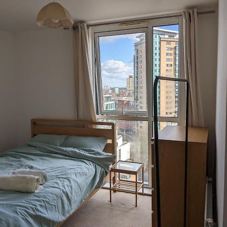 Appartement 2 Bed 2 Baths Apt In Stratford à Londres Extérieur photo