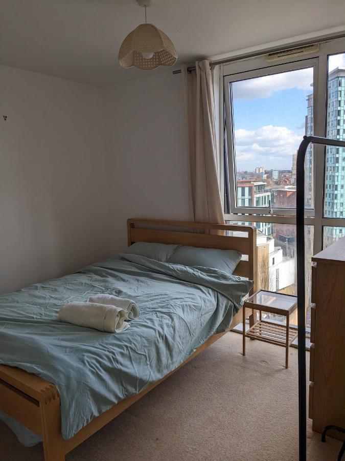 Appartement 2 Bed 2 Baths Apt In Stratford à Londres Extérieur photo